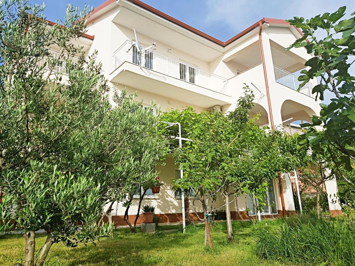 Apartments Antonio Senj  Ruang foto